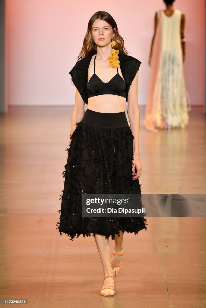 China Day: Xu Zhi - Runway - September 2019 - New York Fashion Week: The Shows