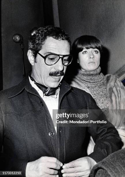 Italian actor Nino Manfredi with his wife and Italian model Erminia Ferrari. 1970s