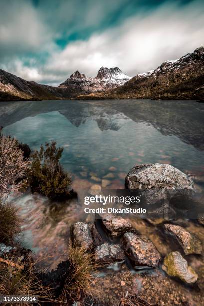 cradle mountain - cradle mountain tasmania imagens e fotografias de stock