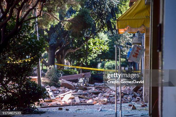 loma prieta 1989 earthquake damage to city center - earthquake road stock pictures, royalty-free photos & images