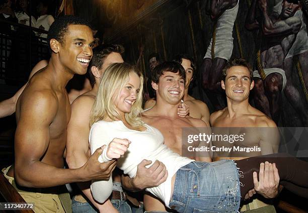 Matt Ratliff and Heather Lang with other Abercrombie & Fitch Models