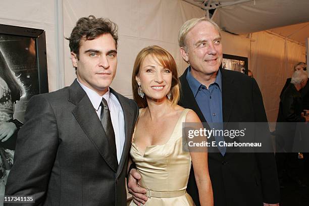 Joaquin Phoenix, Jane Seymour and producer James Keach