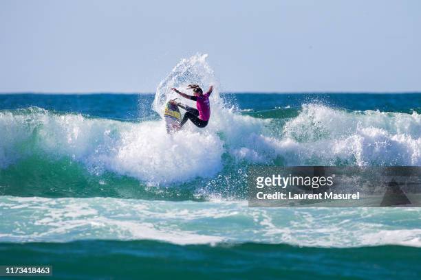 Lakey Peterson of the United States advances directly to Round 3 of the 2019 Roxy Pro France after placing second in Heat 2 of Round 1 at Le Culs Nus...
