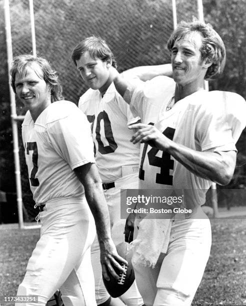 Don Hasselbeck Photos and Premium High Res Pictures - Getty Images