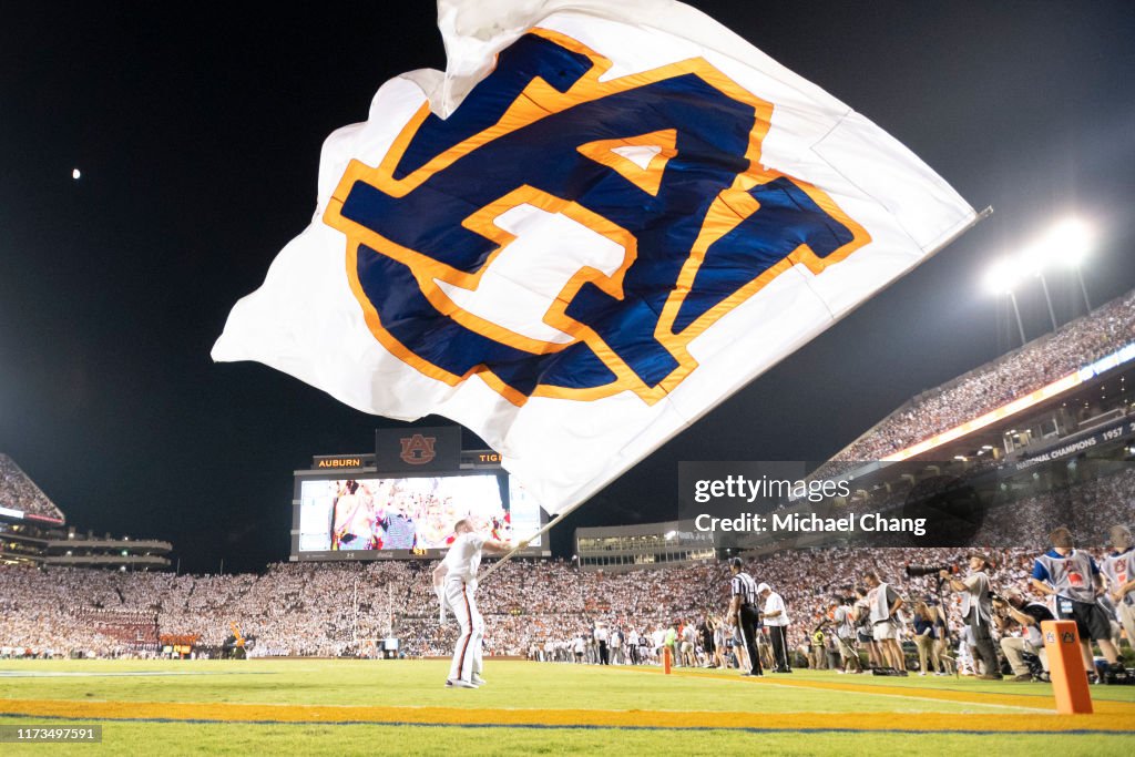 Tulane v Auburn