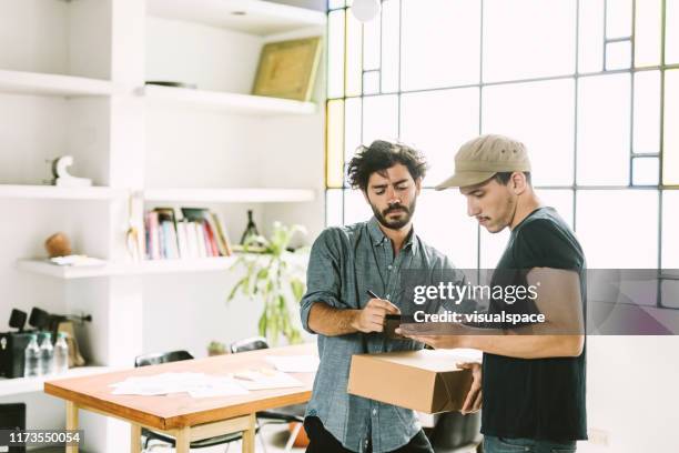 Receiving Department Photos and Premium High Res Pictures - Getty Images