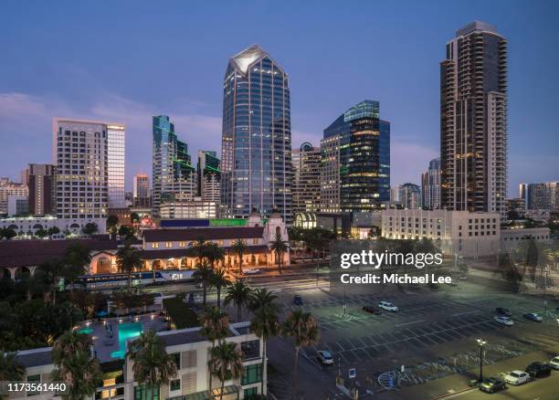 high angle view of downtown san diego at dusk - san diego street stockfoto's en -beelden