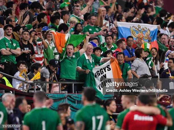Dublin Rugby Fans Irish Rugby Fans Photos and Premium High Res Pictures - Getty Images