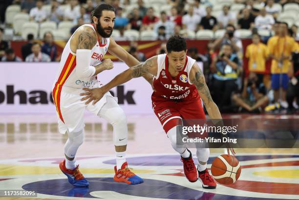 Slaughter of Poland dribbles against Ricky Rubio of Spain during the quarter final match between Spain and Poland of 2019 FIBA World Cup at Shanghai...