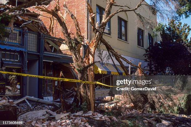 loma prieta 1989 earthquake damage to city center - earthquake road stock pictures, royalty-free photos & images