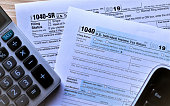 US Income tax forms 1040 and new 1040 SR for 2019