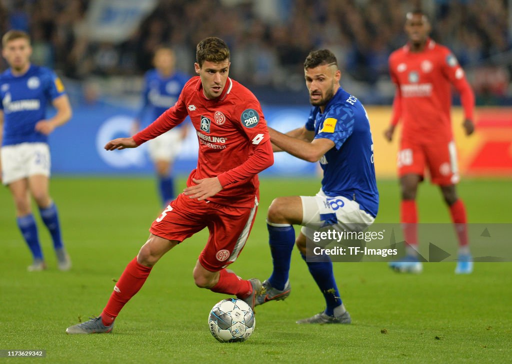 FC Schalke 04 v 1. FSV Mainz 05 - Bundesliga