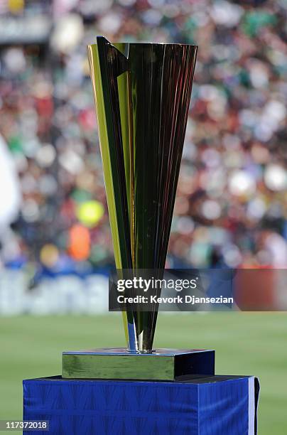 Concacaf Gold Cup Trophy Photos and Premium High Res Pictures Getty