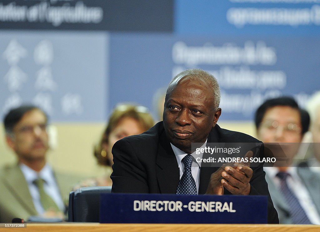 Outgoing FAO chief Jacques Diouf of Sene