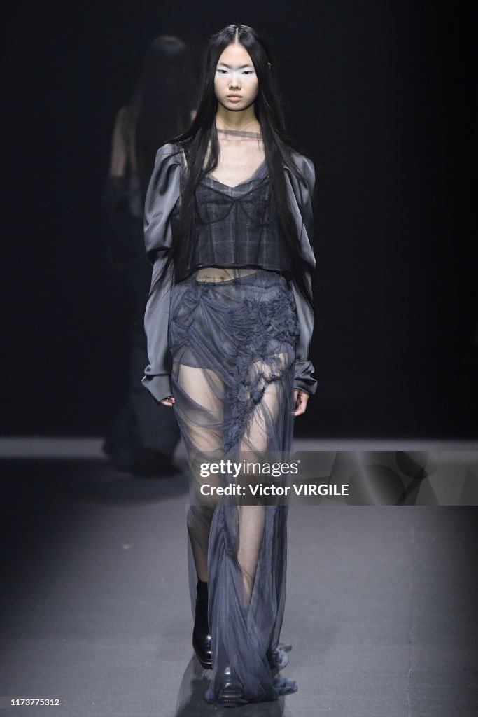 Vera Wang - Runway - September 2019 - New York Fashion Week