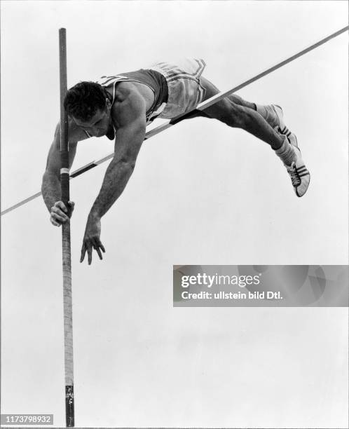 884 Don Bragg Photos & High Res Pictures Getty Images