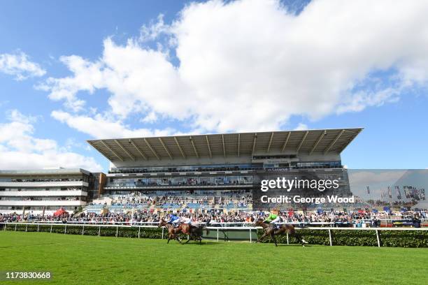 General view of the racing during the British Stallion Studs EBF Conditions Stakes during the St Ledger Festival at Doncaster Racecourse on September...