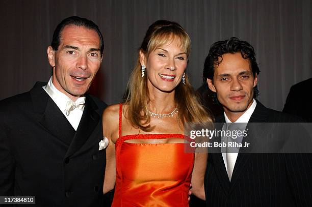 Marc Anthony , MGM chairman and CEO Alex Yemenidjian and child advocate Cheryl Saban in Beverly Hills, Calif. On Saturday, Oct. 2, 2004 for the...