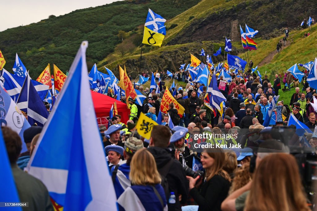 Thousands March For Scottish Independence