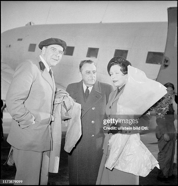 Charles Ruegger Arrival of president Ruegger and his wife from Beijing,... News Photo ...
