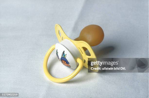 234 Dummy Pacifier Stock Photos, High-Res Pictures, and Images - Getty ...
