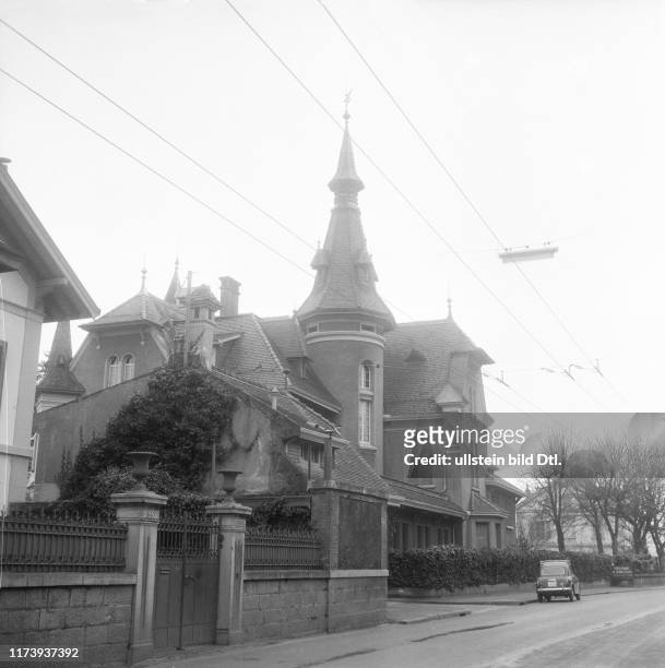 Boarding school for girls 'Château Beau-Cèdre', Montreux 1960 Boarding school for girls 'Château Beau-Cèdre', Montreux 1960