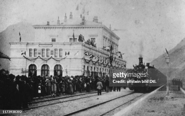 Gotthard-Tunnelbau von 1872-1882: Der erste Zug in Bellinzona