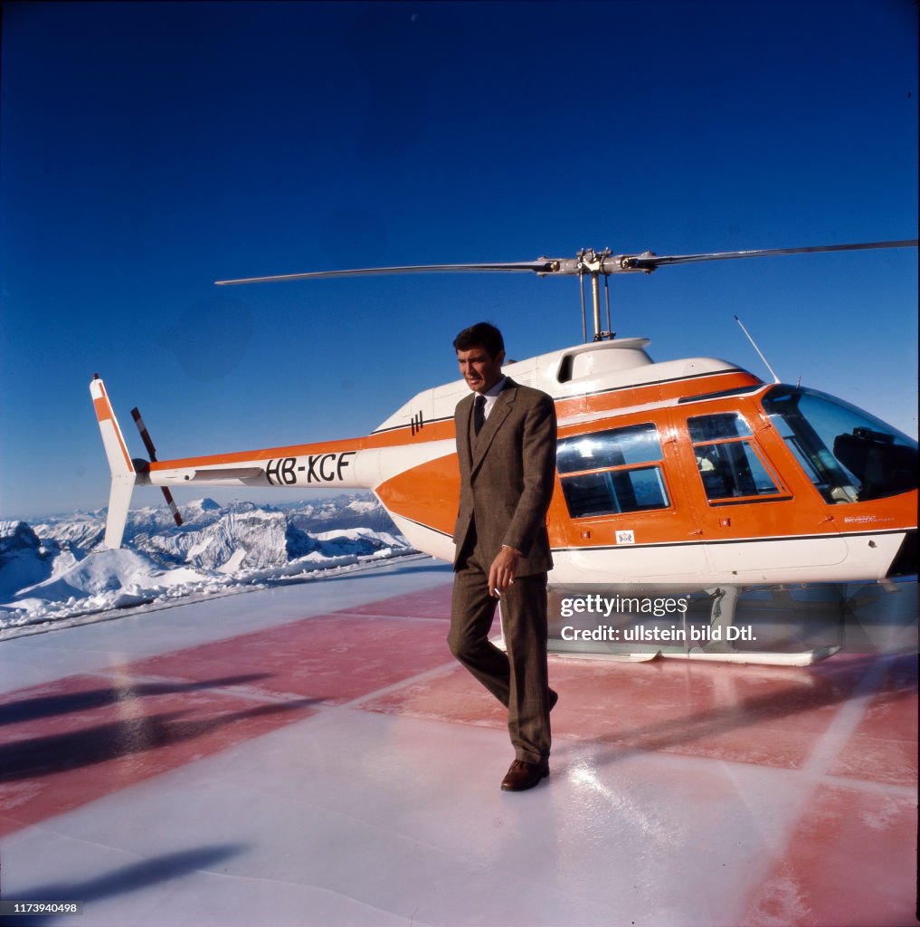 Shooting of the Bond film "On her Majestys service" on the Schilhorn 1968: George Lazenby as James Bond
