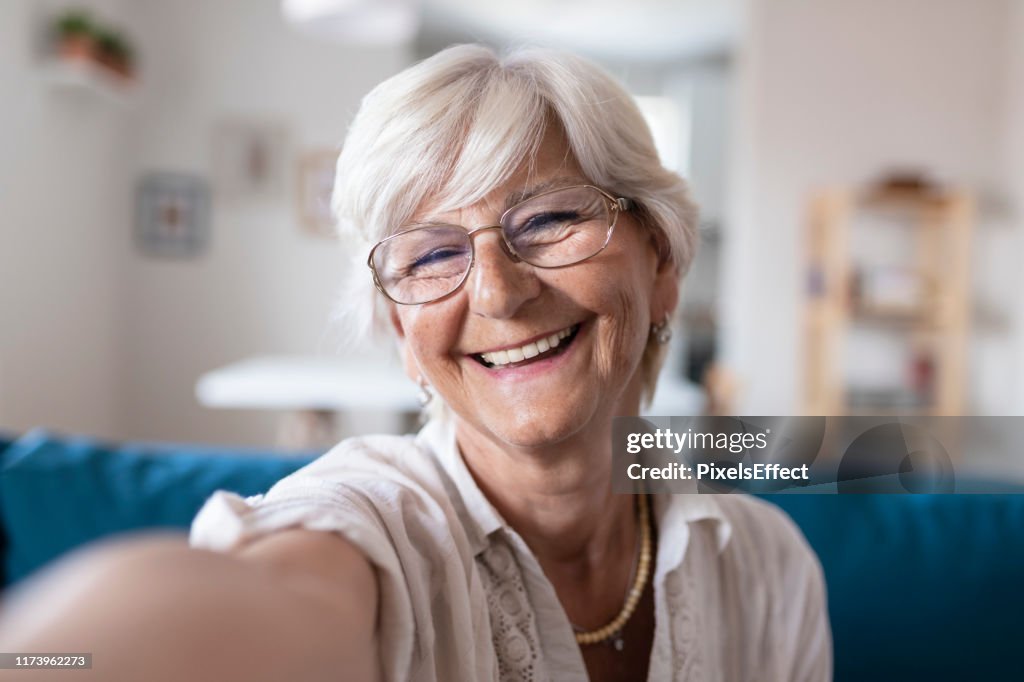 Wer hat gesagt, Selfies sind nur für die Jugend?