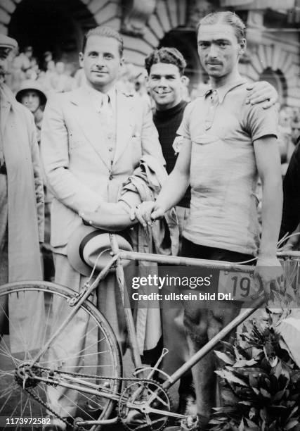 Giovanni Valetti Photos and Premium High Res Pictures Getty Images