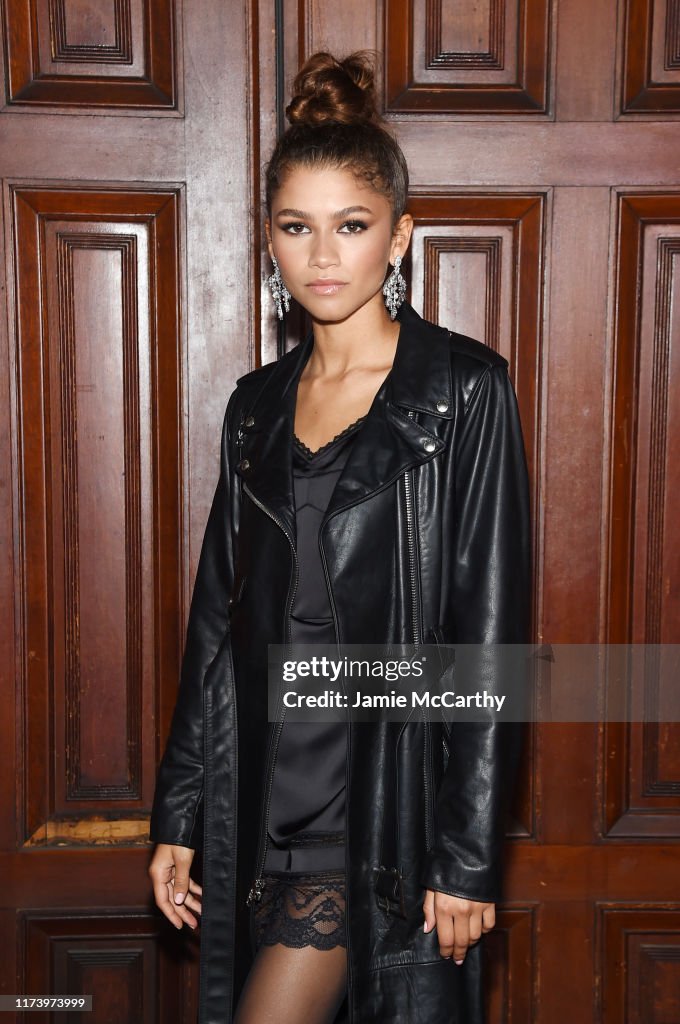 Marc Jacobs Spring 2020 Runway Show - Arrivals