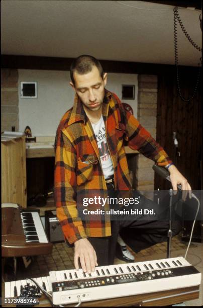 Stefan Remmler Photos And Premium High Res Pictures Getty Images stefan-remmler-photos-and-premium-high-res-pictures-getty-images