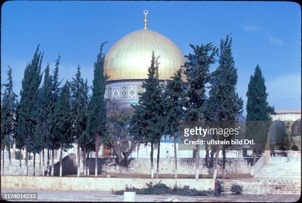 Gold dome, Dome of the Rock, East Jerusalem 1978