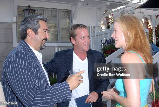 Jon Cassar, Kiefer Sutherland and Penelope Anne Miller