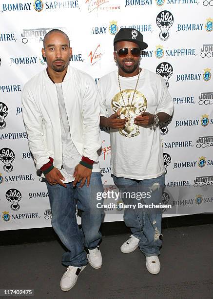 Johnta Austin & Jermaine Dupri during Virgin and Bombay Sapphire Chicago Showcase for Johnta Austin with Jermaine Dupri - August 8, 2006 at Joe's...