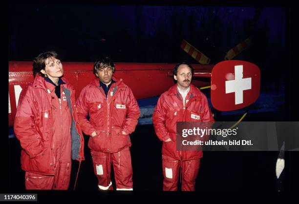 Lawinenunglück ausgelöst von Prinz Charles#Avalanche disaster caused by Prince Charles#