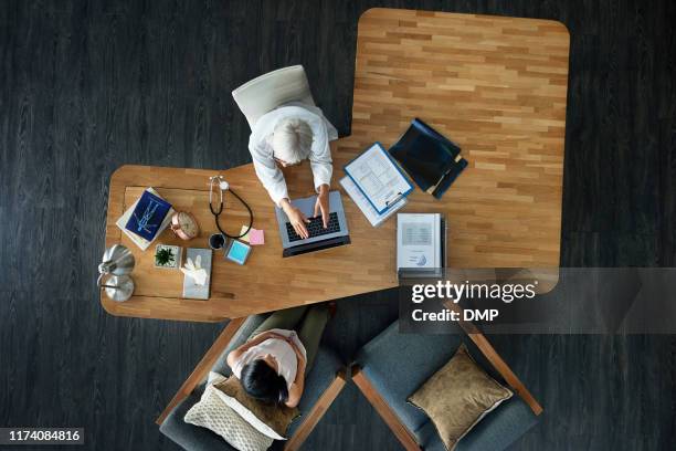 Doctor Table View 360 Surgery Table Top View Stock Photos, High-Res Pictures, and Images ...
