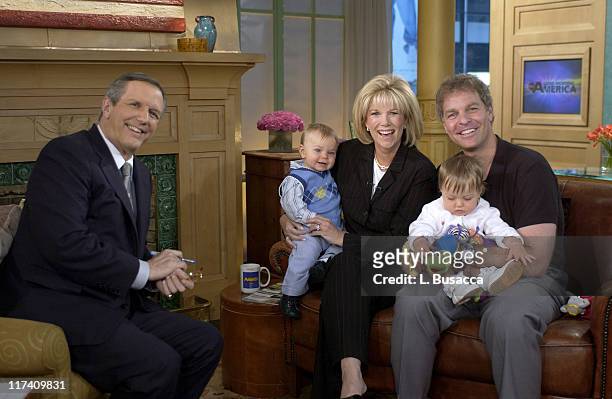 Charlie Gibson of Good Morning America interviews Joan Lunden and Jeff Konigsberg with their Children Max and Kate Konigsberg