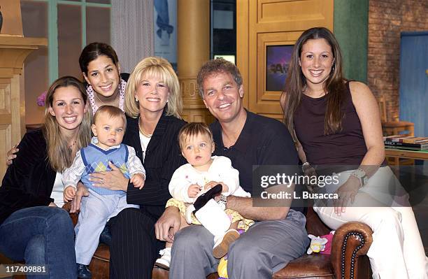 Lindsay Krauss, Sarah Krauss, Max Konigsberg, Joan Lunden, Kate Konigsberg, Jeff Konigsberg and Jamie Krauss