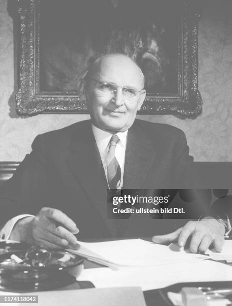 Friedrich Traugott Photos and Premium High Res Pictures - Getty Images