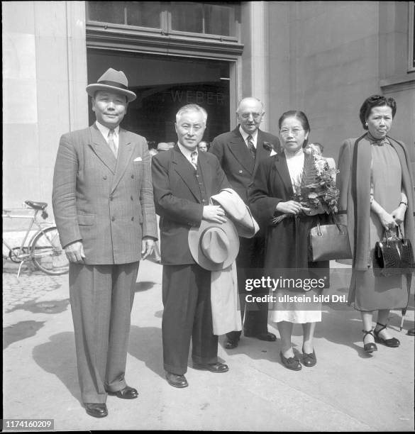 Fu Chen Li Fu Chen Photos and Premium High Res Pictures - Getty Images