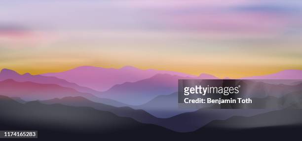 illustrazioni stock, clip art, cartoni animati e icone di tendenza di alba sopra le montagne - panoramica