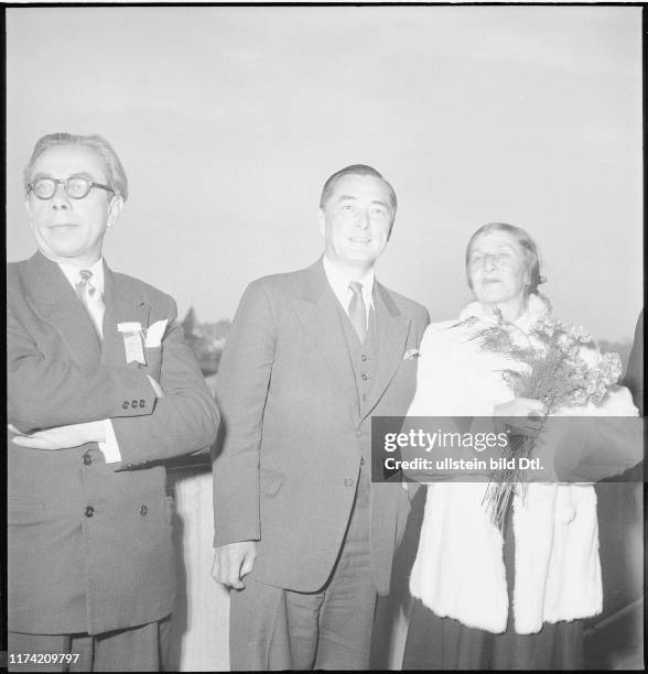 79 Count Roland Stock Photos, High-Res Pictures, and Images - Getty Images