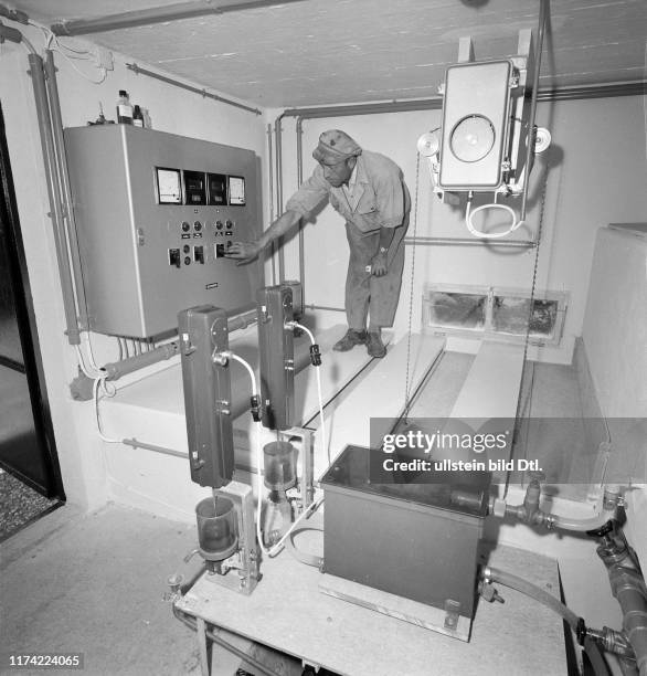 Fluoride is added to drinking water, Aigle 1960