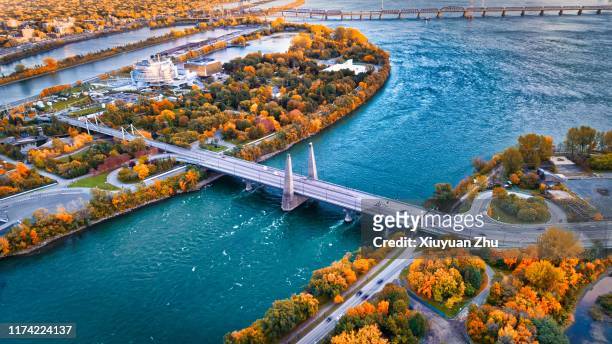 aeiall view of bridge - montréal stock pictures, royalty-free photos & images