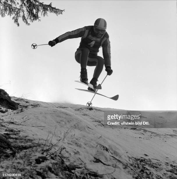 Ski World Cup 1960/61, downhill Wengen 1961: Guy Périllat wins