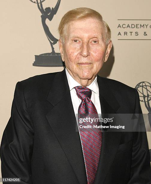 Sumner Redstone during Academy of Television Arts & Sciences Hall of Fame Ceremony - Arrivals at Beverly Hills Hotel in Beverly Hills, California,...