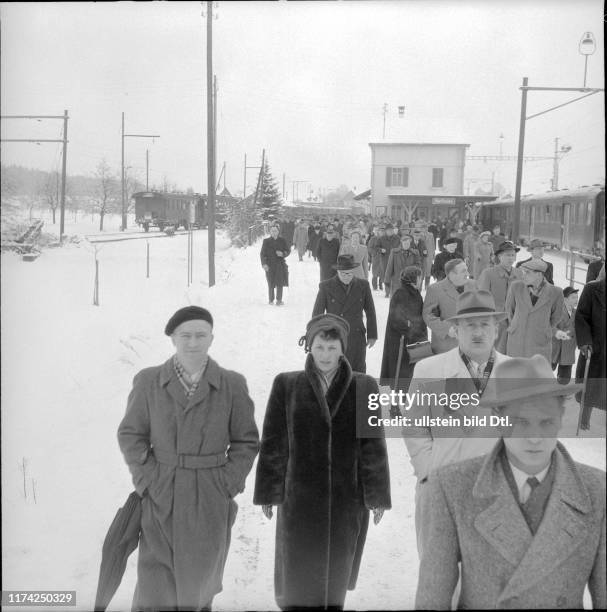 Ankunft Demonstranten; Protest gegen Kraftwerkbau; Wasserkraftwerk; 1952