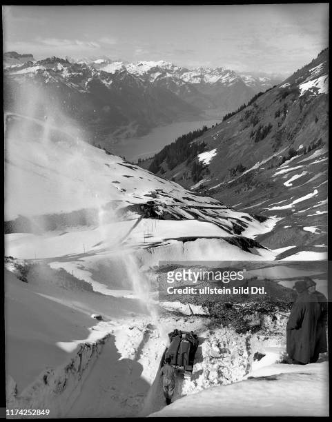 Schneefräse auf Trassen der Brienzer Rothornbahn 1955