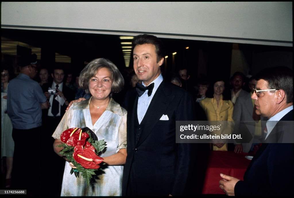 Peter Alexander mit Ehefrau Hilde 1979